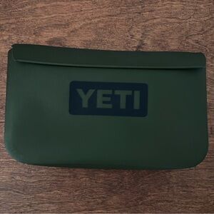 YETI Sidekick Dry - 3L Gear Case